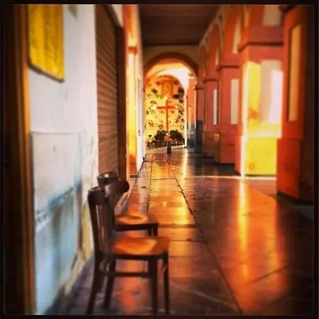 Toril-casco Historico *